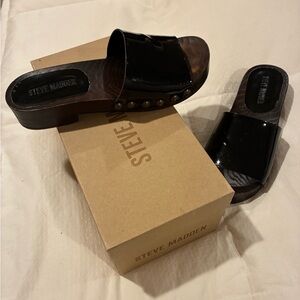 Steve Madden Centro Black Patent Sandals with Gold Accents